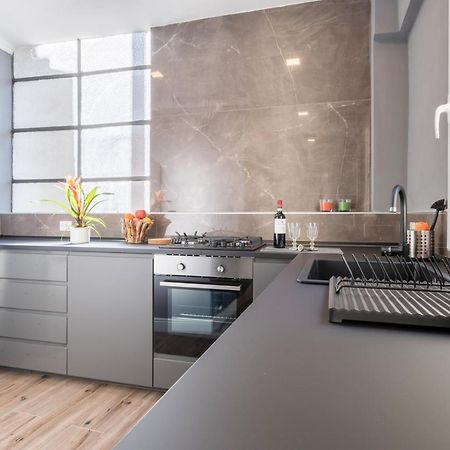 Raffinato Apt Vicino A Piazza Garibaldi X5 Парма Экстерьер фото