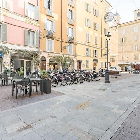 Raffinato Apt Vicino A Piazza Garibaldi X5 Парма Экстерьер фото